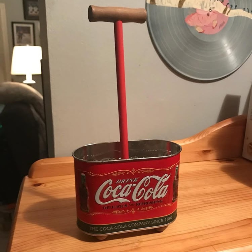 Coca C O L A salt and pepper holder
